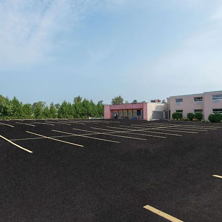 Howard Johnson By Wyndham Gravenhurst Bagian luar foto